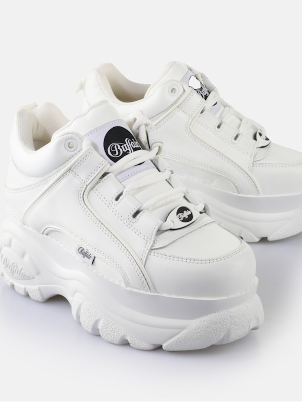 Buffalo London Classic Low Leather Chunky Sneakers